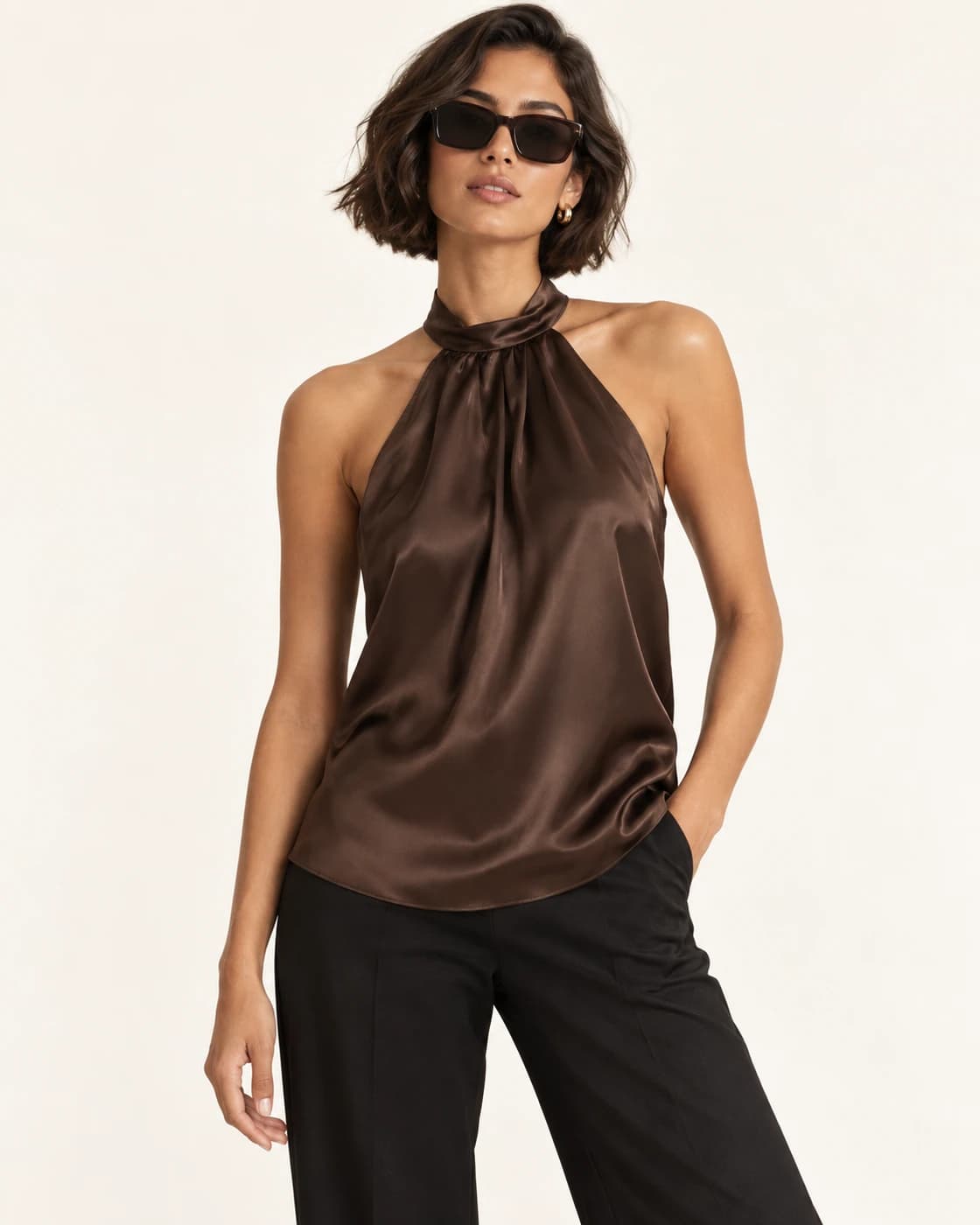 Blusa halter satín chocolate · vista frontal